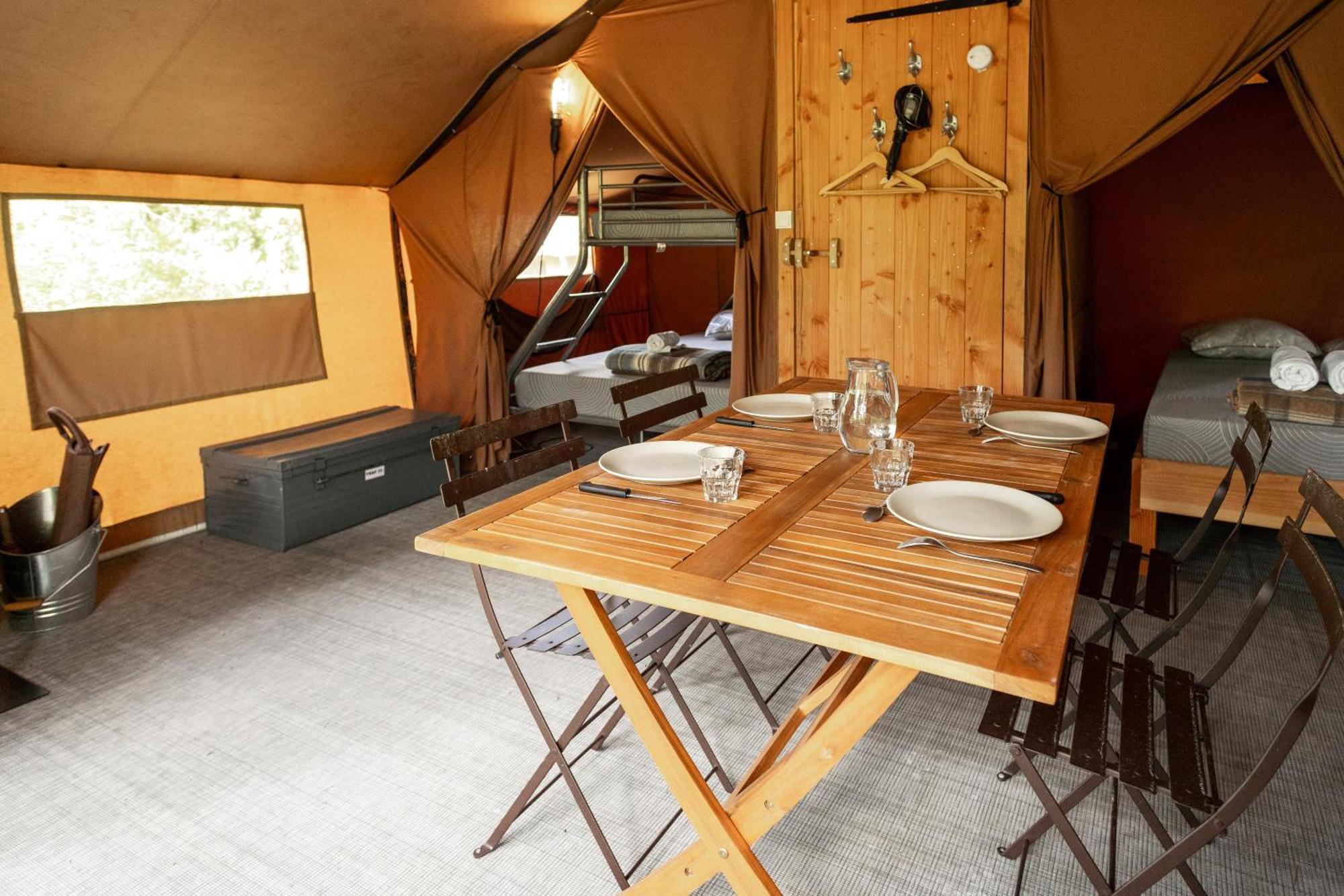 Huttopia Foret Des Vosges Barbey-Seroux 객실 사진